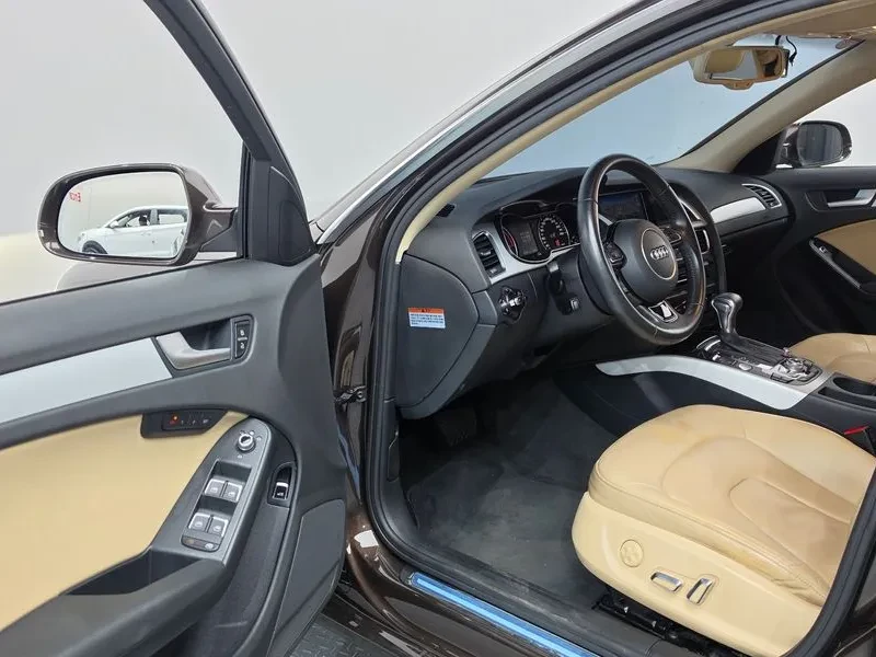 Audi A4 2.0 TDI Quattro - САМО 30% АВАНС, снимка 10 - Автомобили и джипове - 55738869