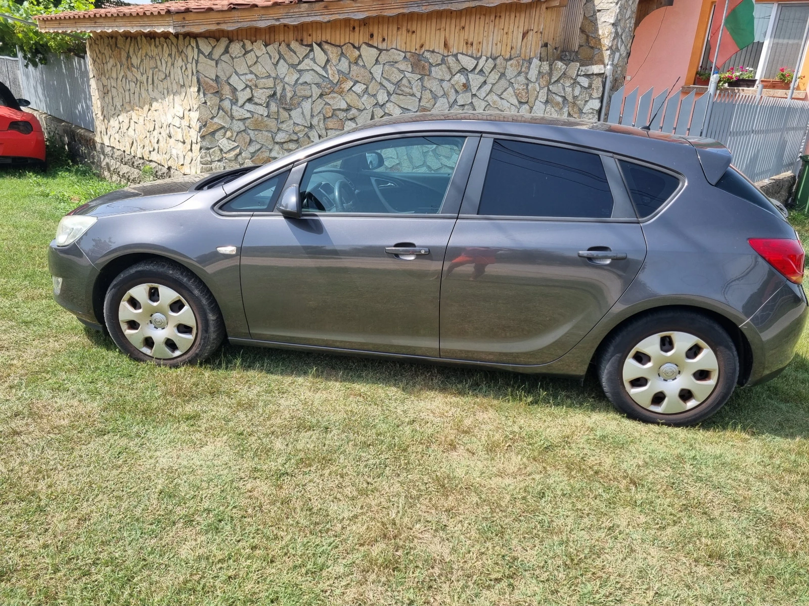 Opel Astra 1.4i 100kc. GAZ - изображение 2