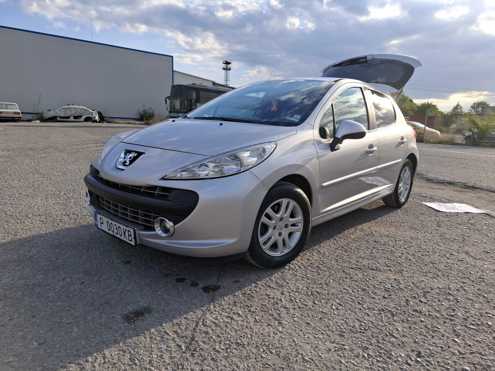 Peugeot 207  - изображение 5