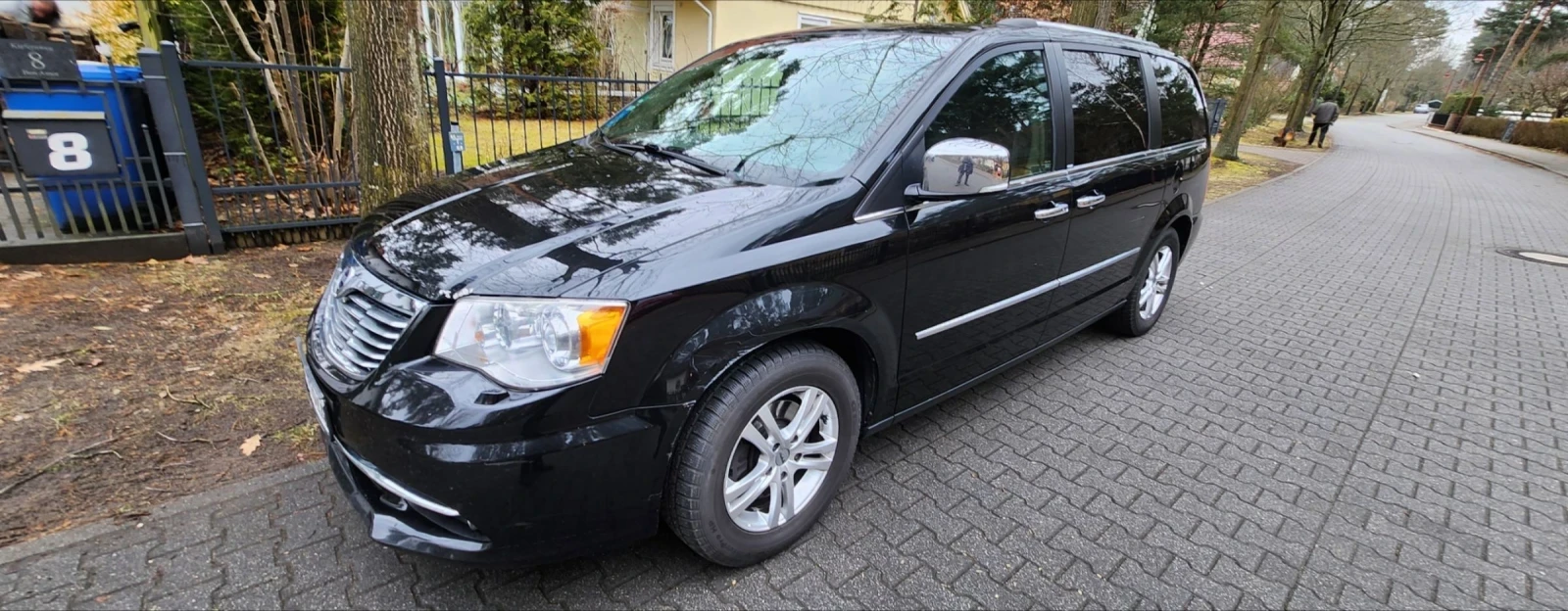 Lancia Voyager Platinum  - изображение 2