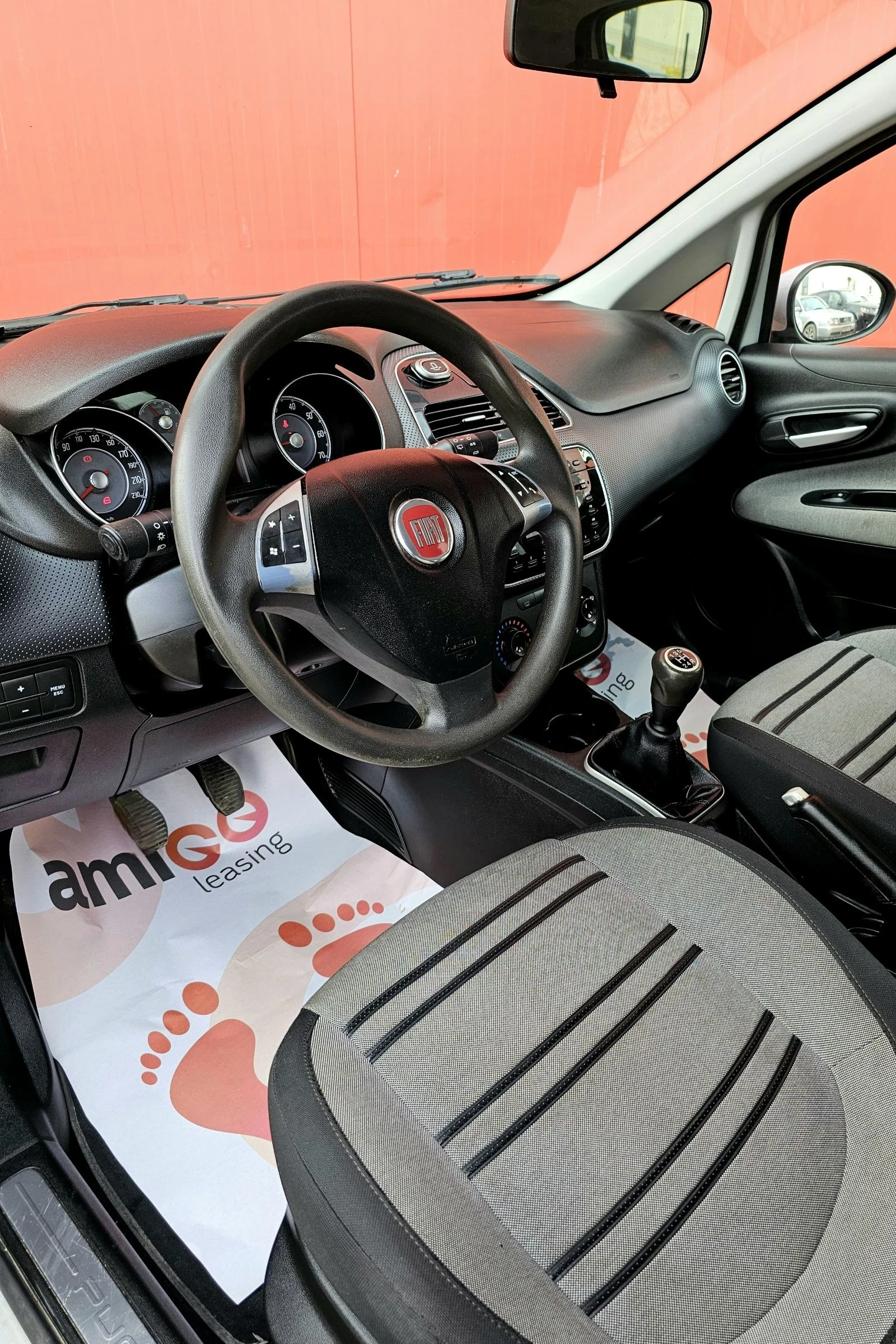 Fiat Punto 1.3 M-jet EVO - изображение 8