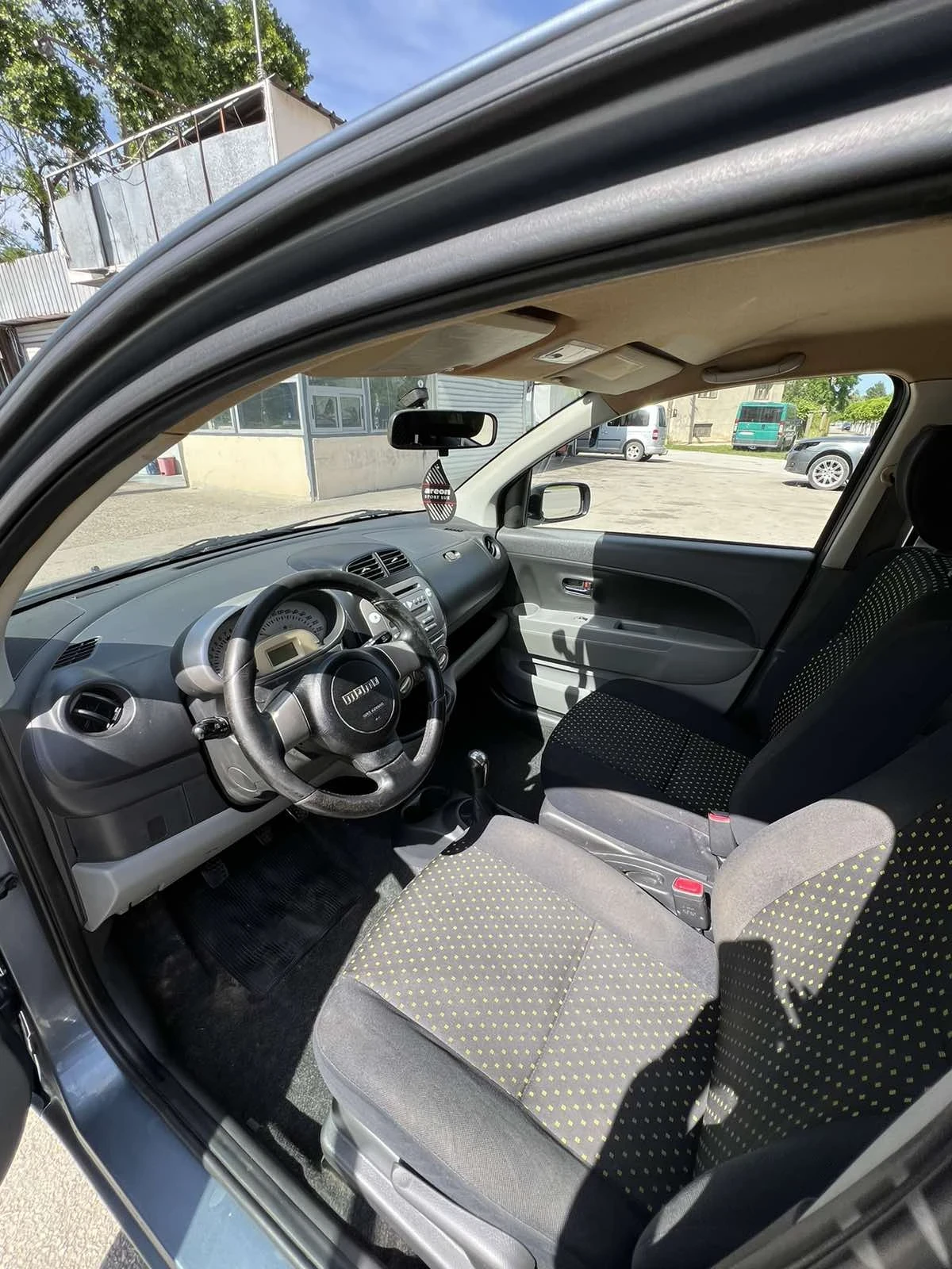 Daihatsu Sirion 1.0 климатик евро-4 - изображение 7