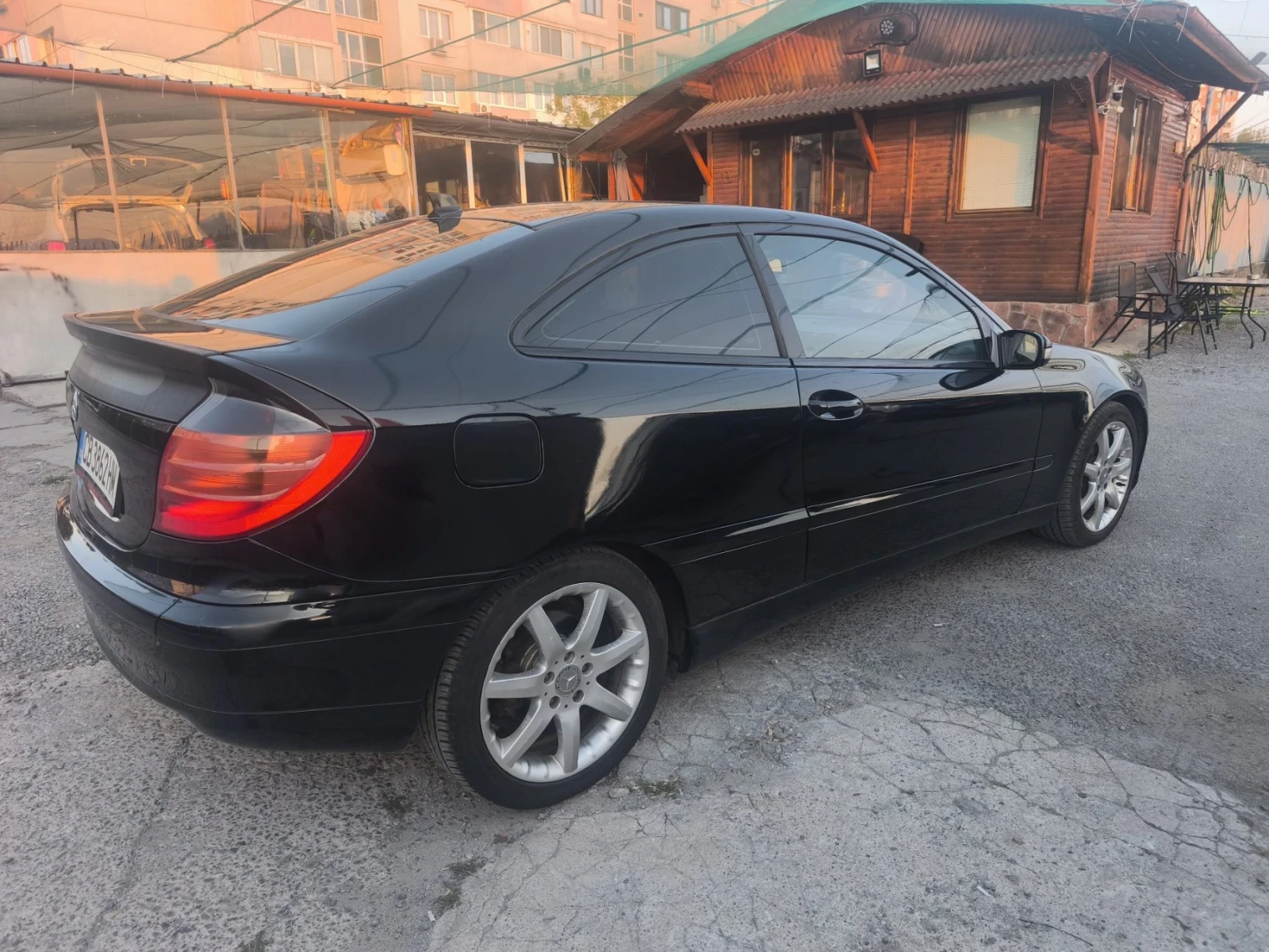 Mercedes-Benz C 180 i-122к.с GPL Регистриран Кожа - изображение 4