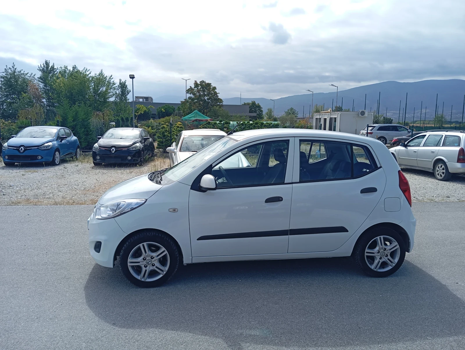Hyundai I10 1.1 бензин  - изображение 10