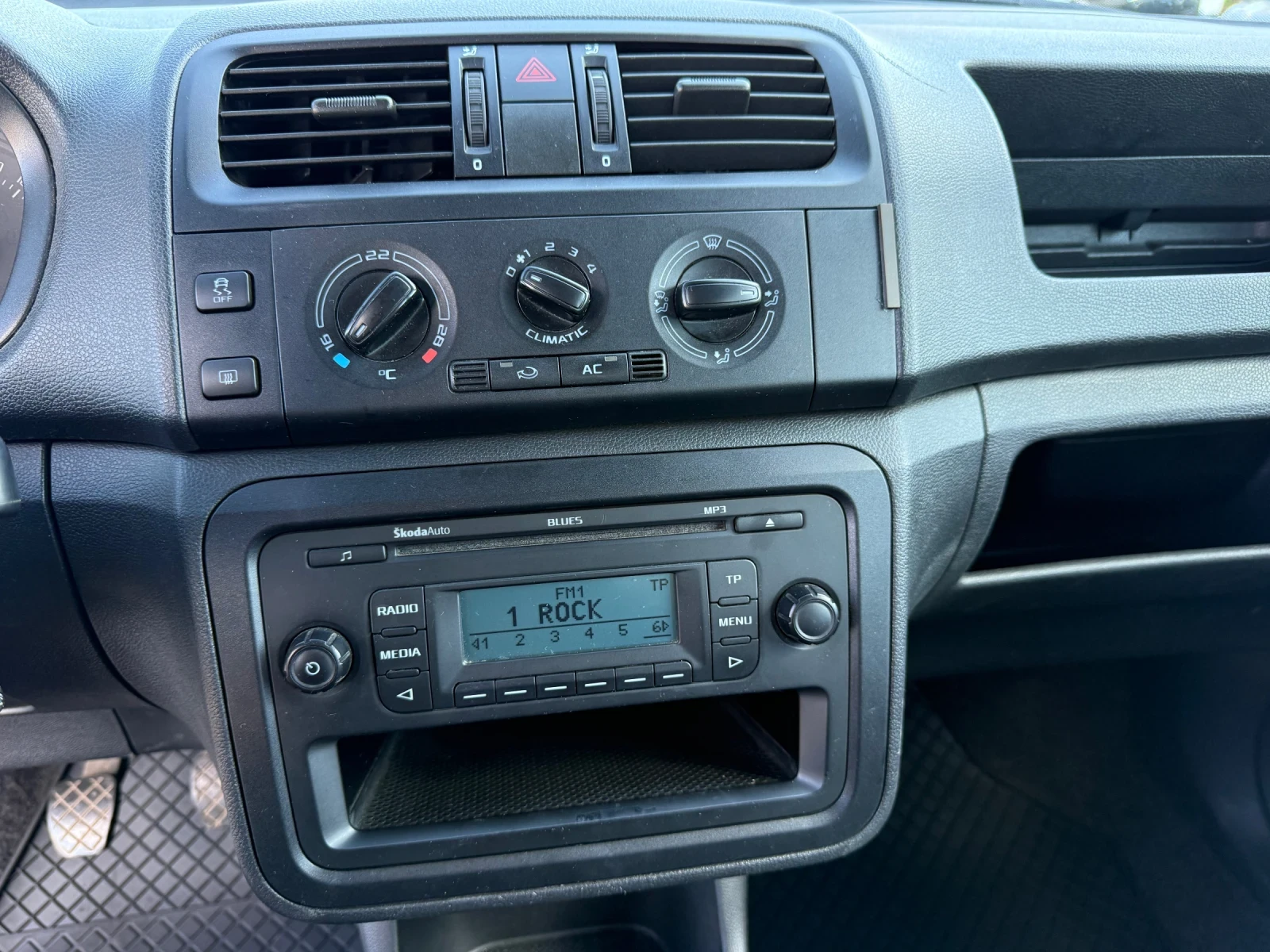 Skoda Fabia 1.2i HTP | Mobile.bg — изображение 11