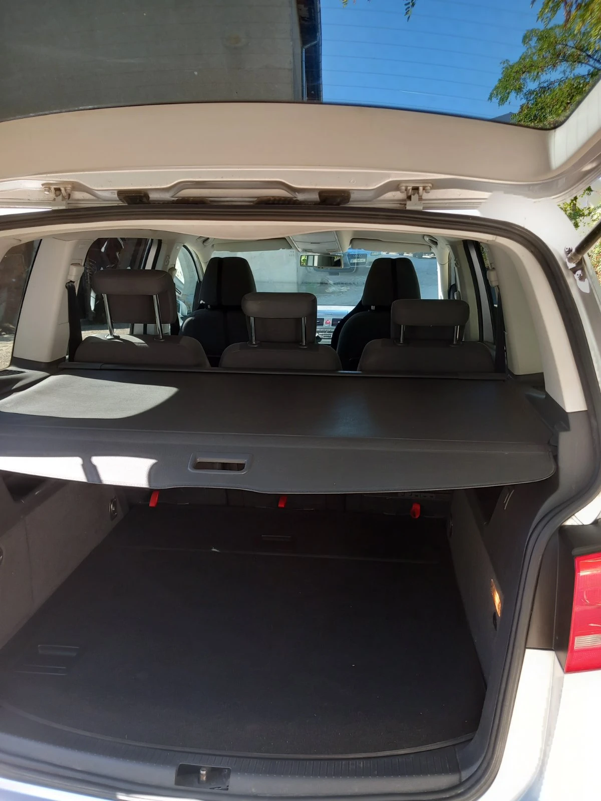 VW Touran Фабричен Метан - изображение 4