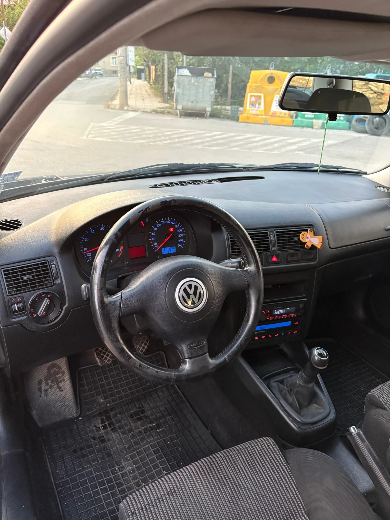 VW Golf 1.6 Бензин/газ - изображение 9