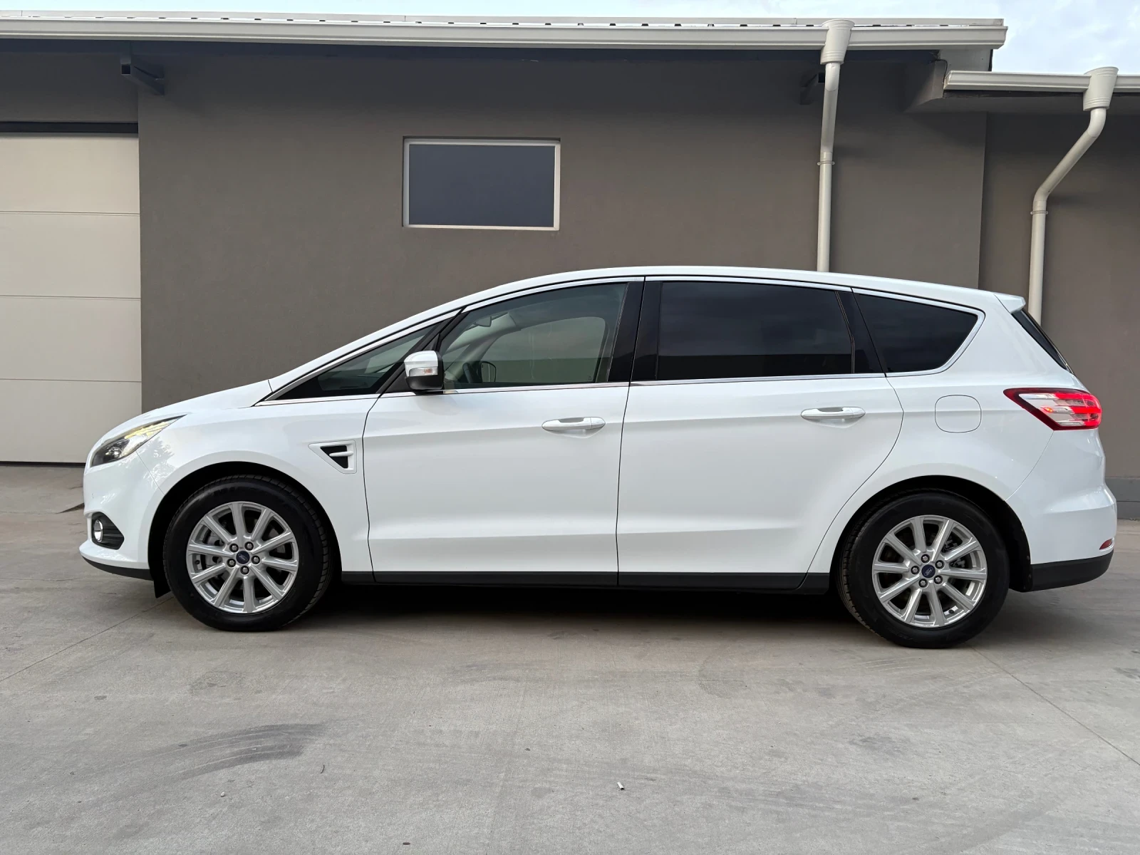 Ford S-Max Titanium 2.0 150hp Euro 6 Automatiic Full extras - изображение 3