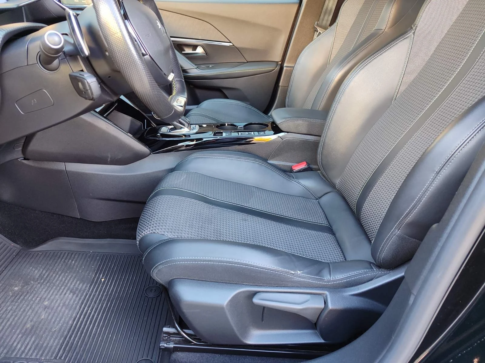 Peugeot 2008 1.5 BlueHDi 131 BVA 8        | Mobile.bg   11