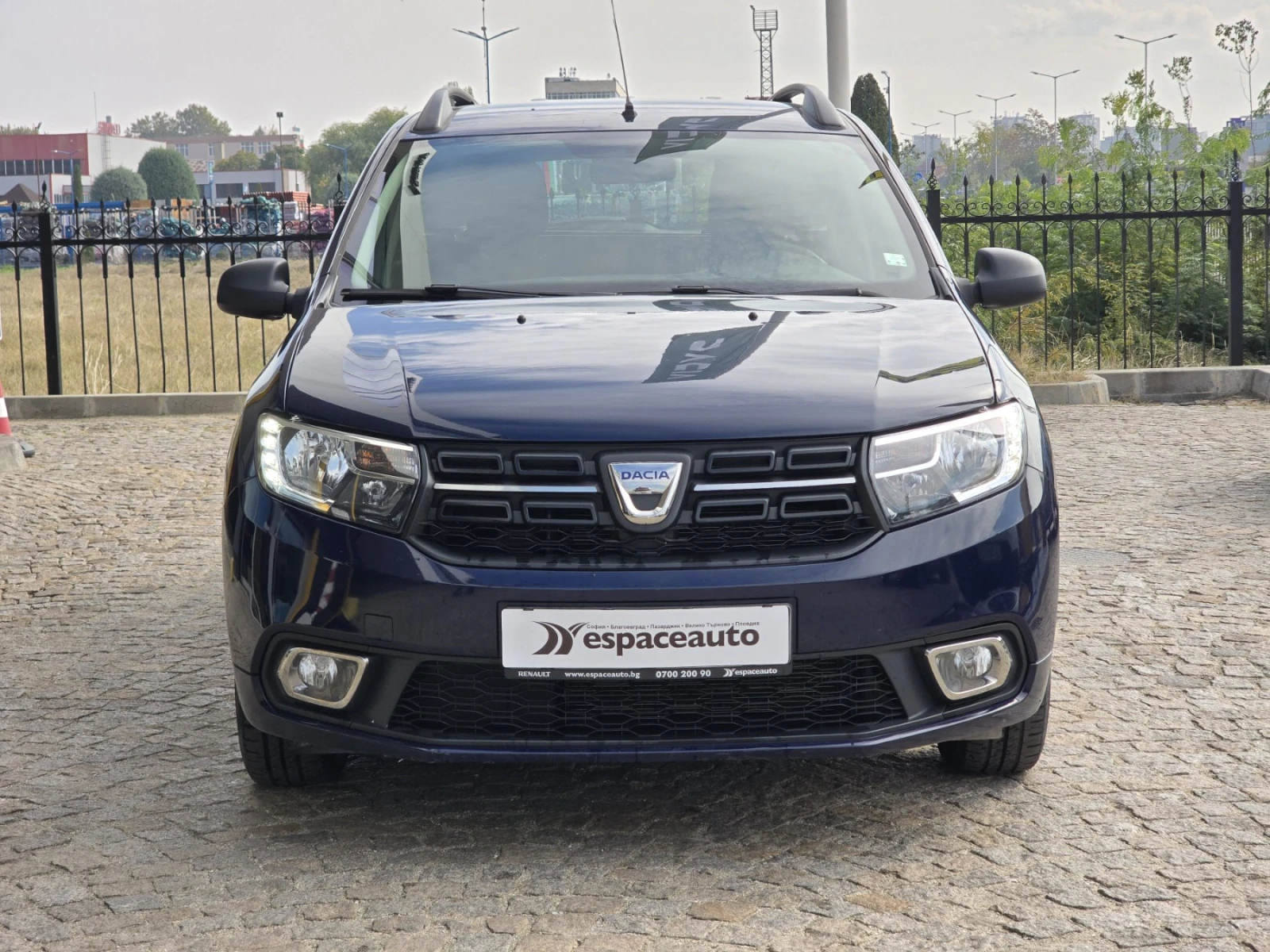 Dacia Logan 1.0sCe/73к.с./Ambiance - изображение 2