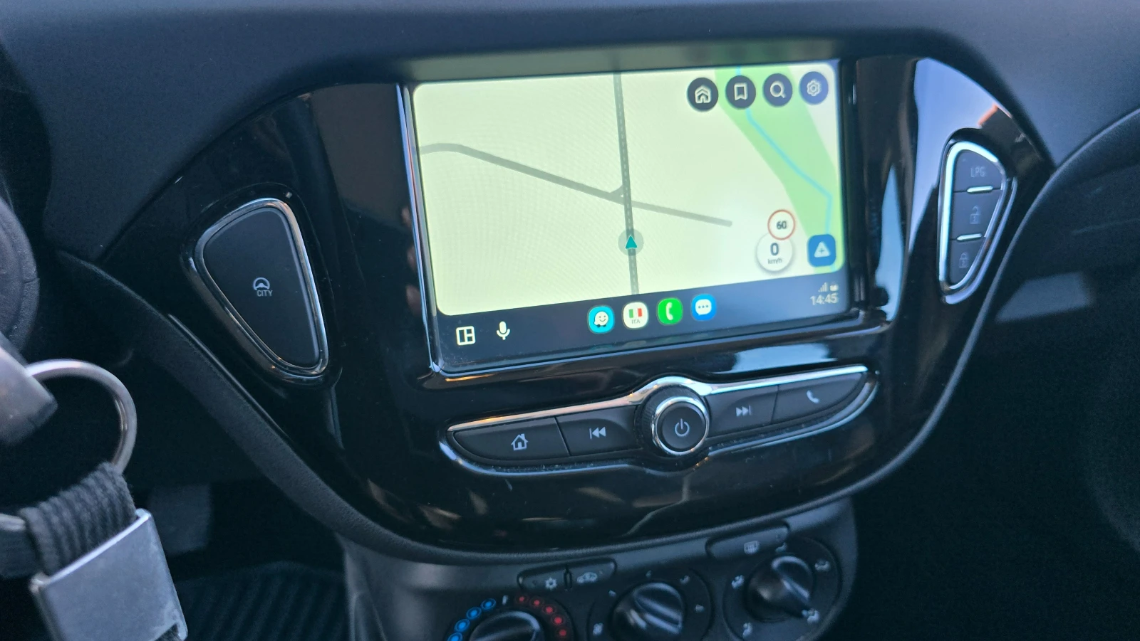 Opel Corsa 1.4I Evro 6 * вноска 265 лв - изображение 10