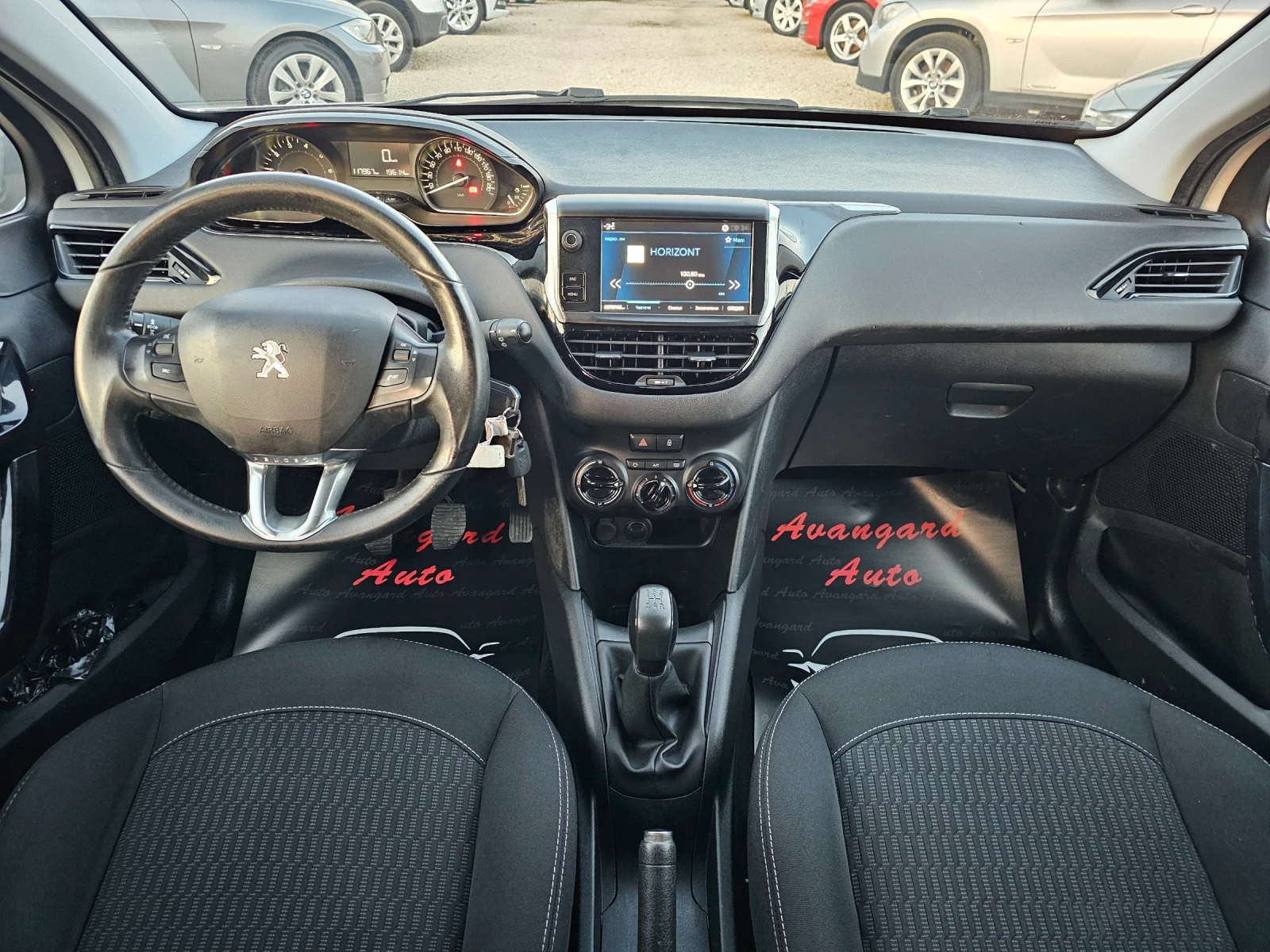 Peugeot 208 1.2i, 83�.�. | Mobile.bg � ����������� 7