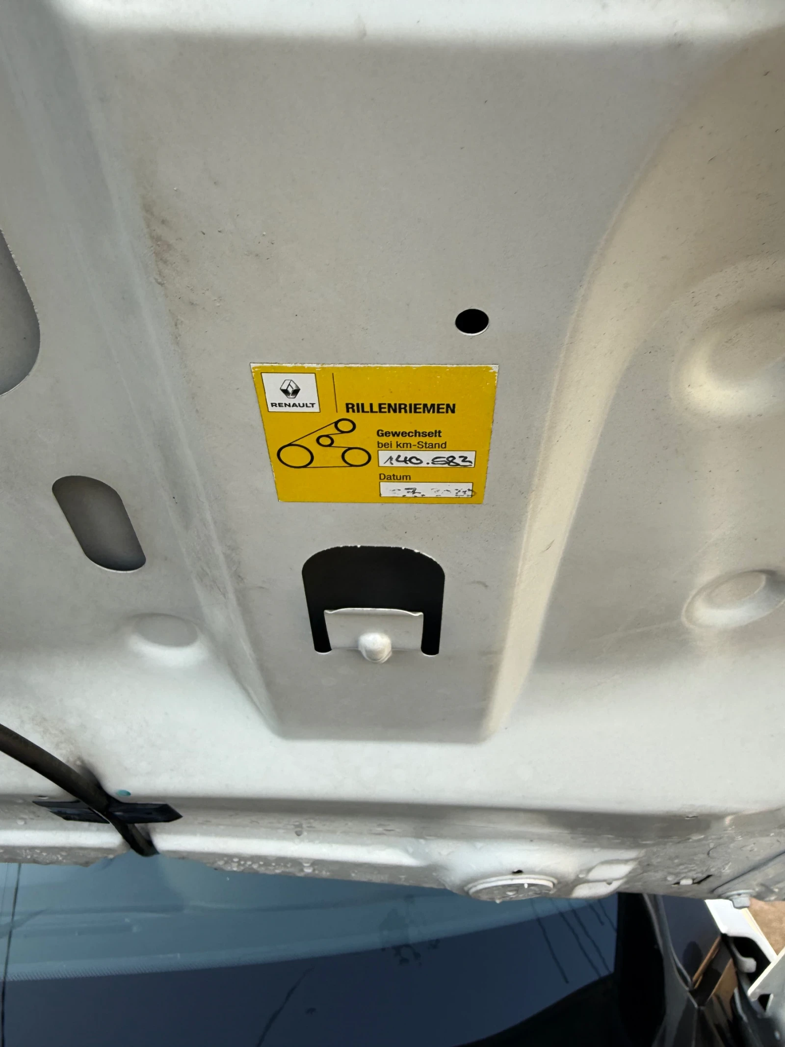 Renault Megane 1.6 БЕНЗИН 110к.с - изображение 8