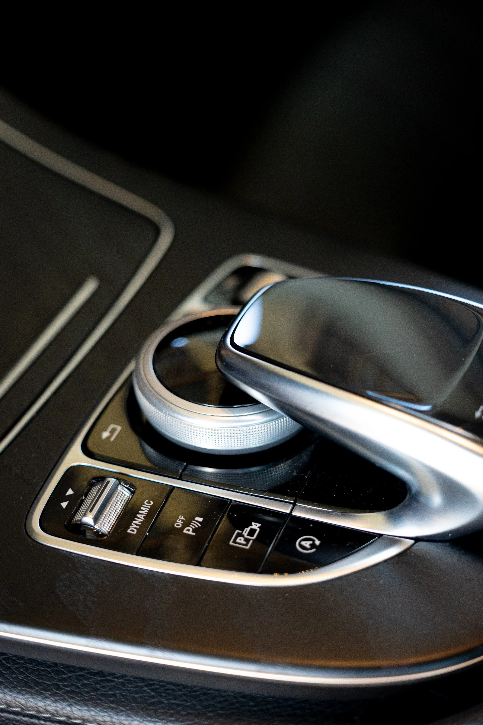 Mercedes-Benz E 350  - изображение 8