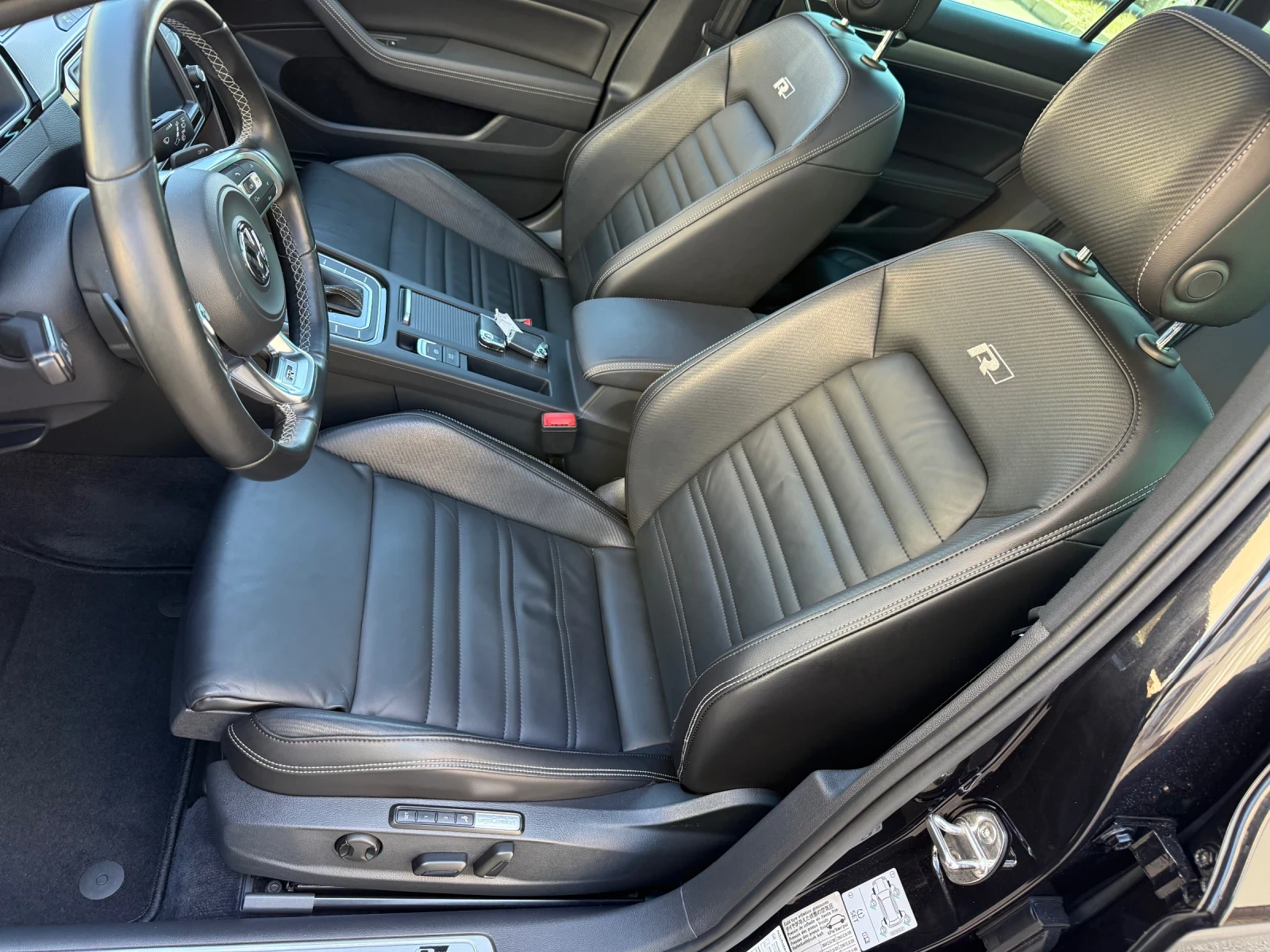 VW Passat 1.8TSi R-line SWISS, снимка 9 - Автомобили и джипове - 53752734