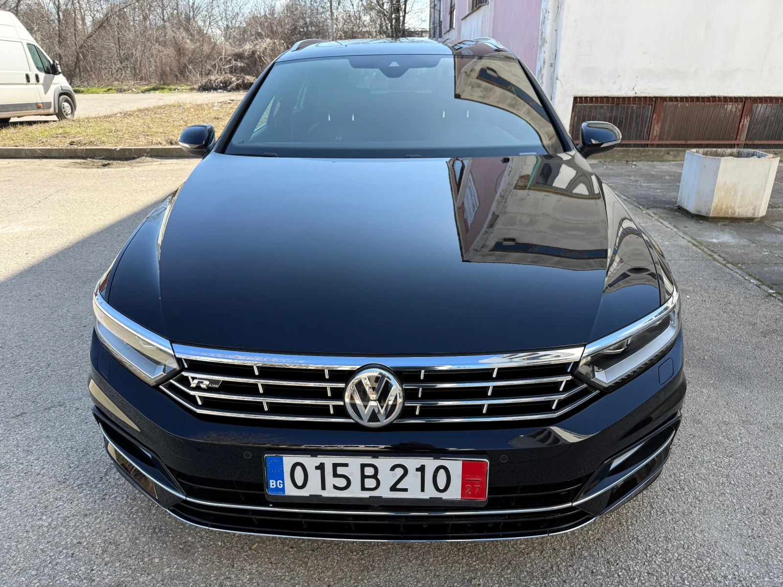 VW Passat 1.8TSi R-line SWISS, снимка 7 - Автомобили и джипове - 53752734