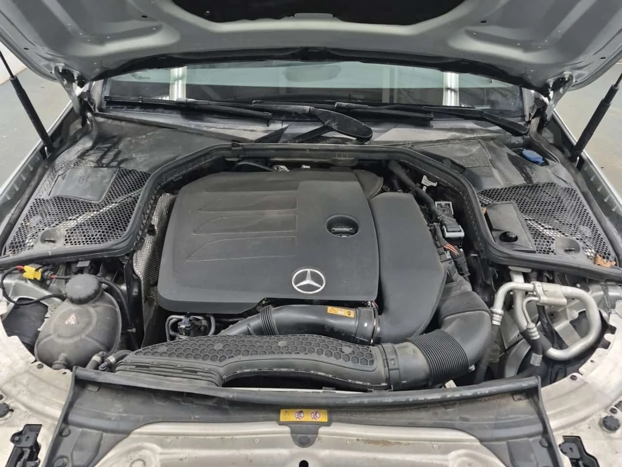 Mercedes-Benz C 300  | AMG PACK | 4Matic | ДВА КЛЮЧА, снимка 17 - Автомобили и джипове - 53893972