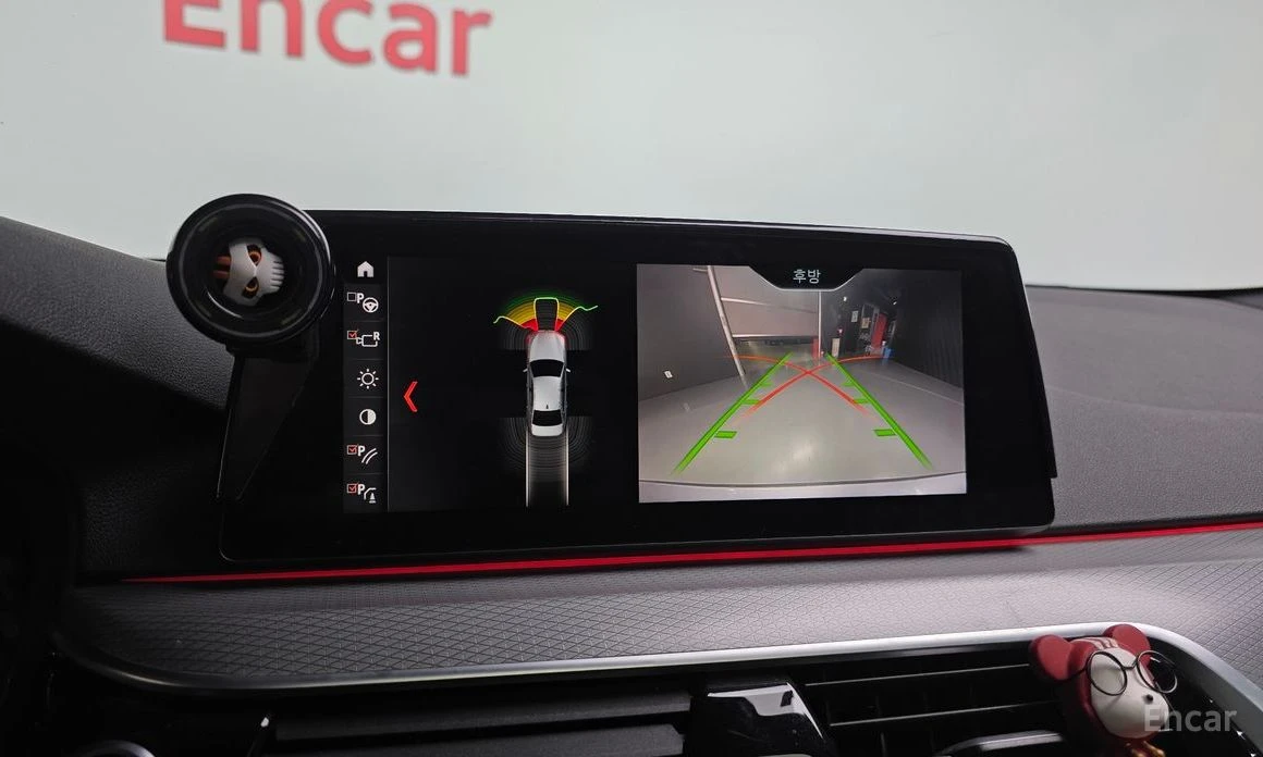 BMW 520 M SPORT*  ПАМЕТ* КАМЕРА* 4 ПОДГРЕВА* , снимка 14 - Автомобили и джипове - 54064413