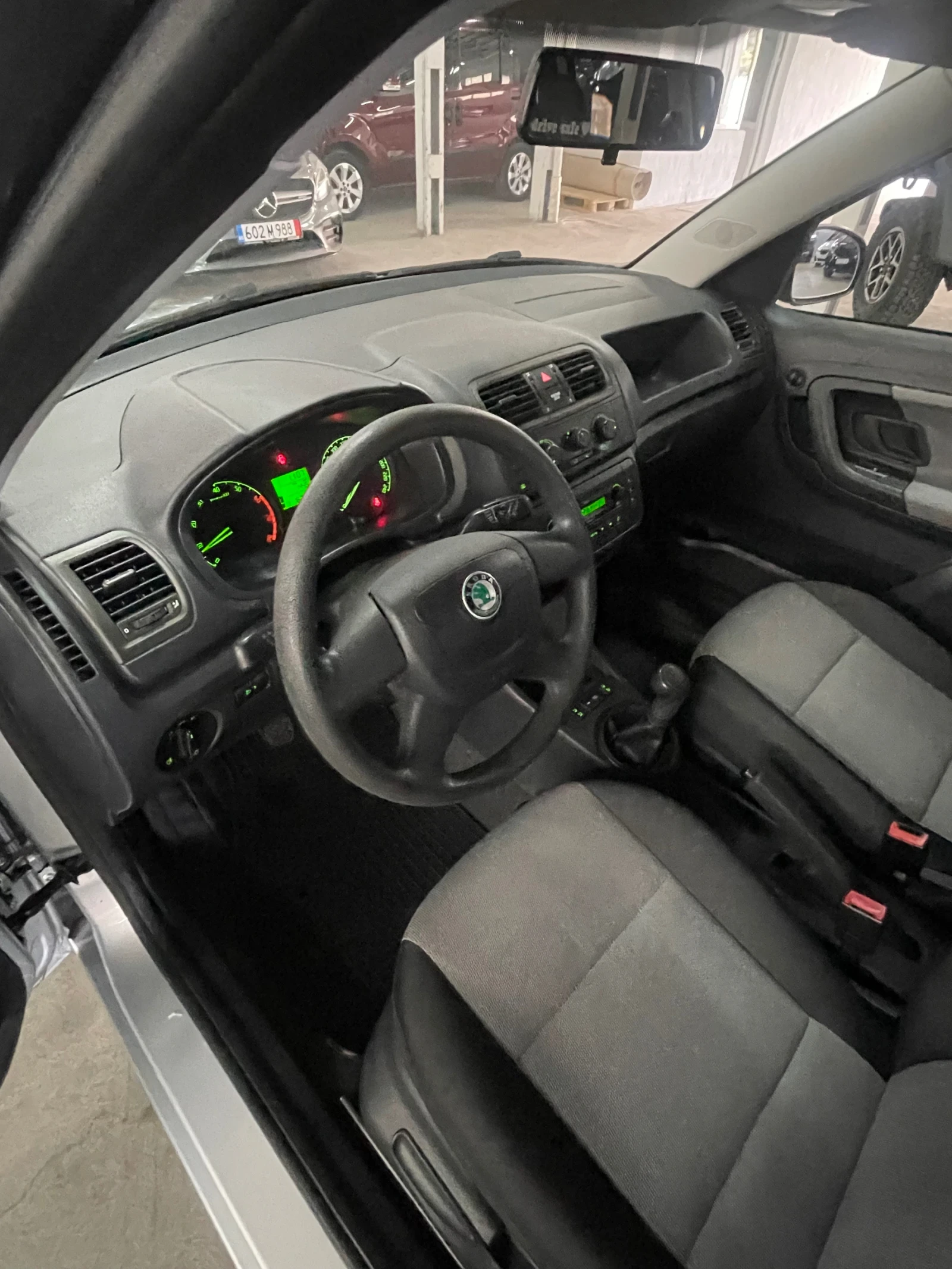 Skoda Roomster 1.4i/SCOUT/Подгрев/Клима/ГЕРМАНИЯ/НОВ!!!, снимка 10 - Автомобили и джипове - 54234953