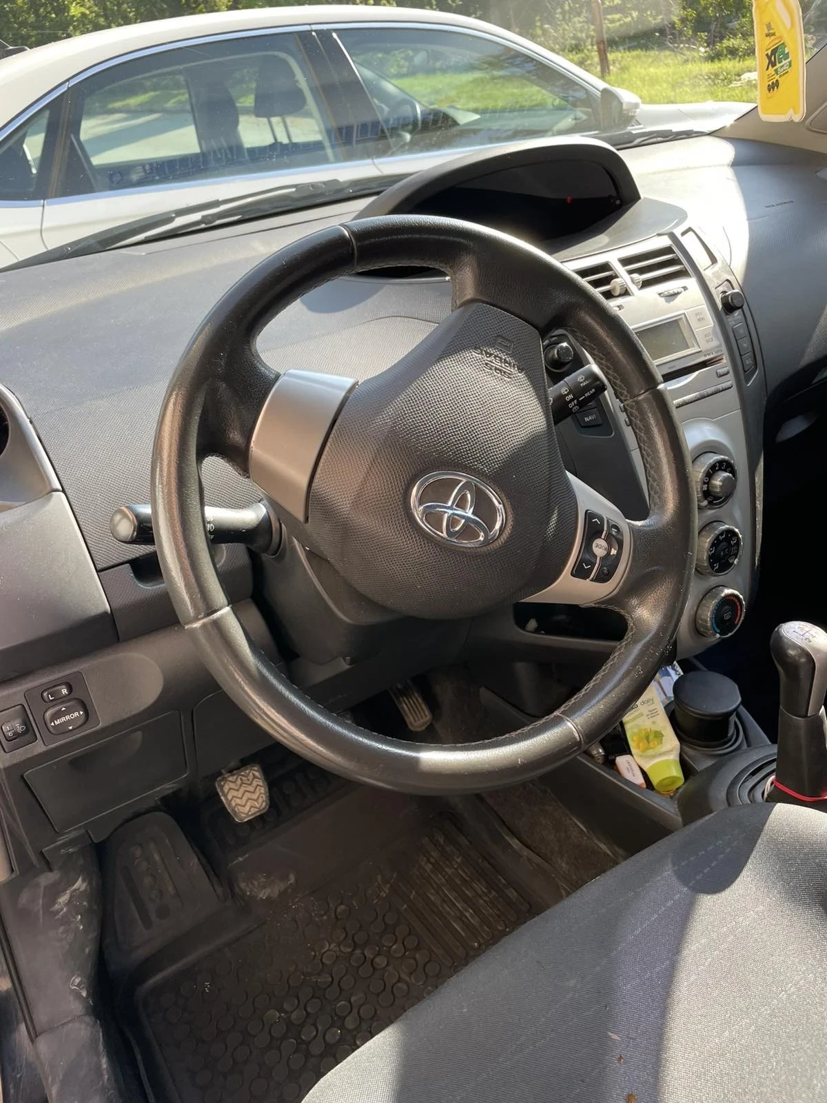 Toyota Yaris, снимка 5 - Автомобили и джипове - 54495079