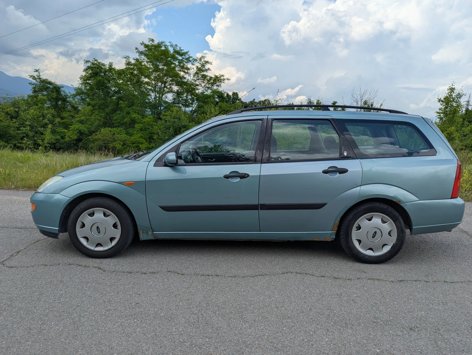 Ford Focus 1.8 Бензин, снимка 2 - Автомобили и джипове - 54809983