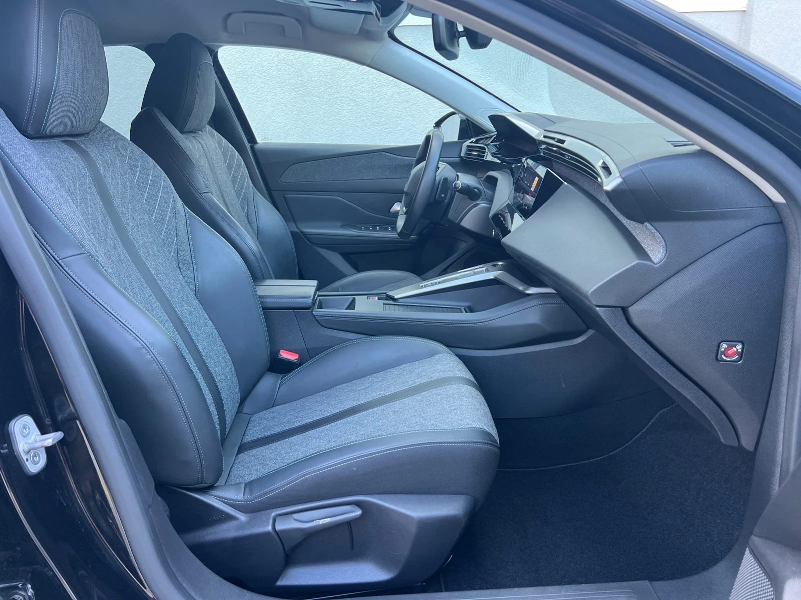 Peugeot 408 GT-line Top..!!! , снимка 15 - Автомобили и джипове - 54962004