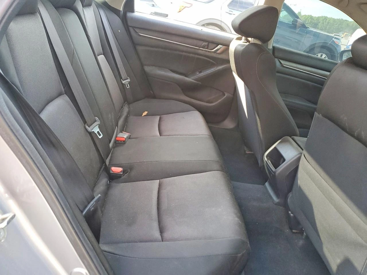 Honda Accord 1.5l Lx, снимка 10 - Автомобили и джипове - 55107180