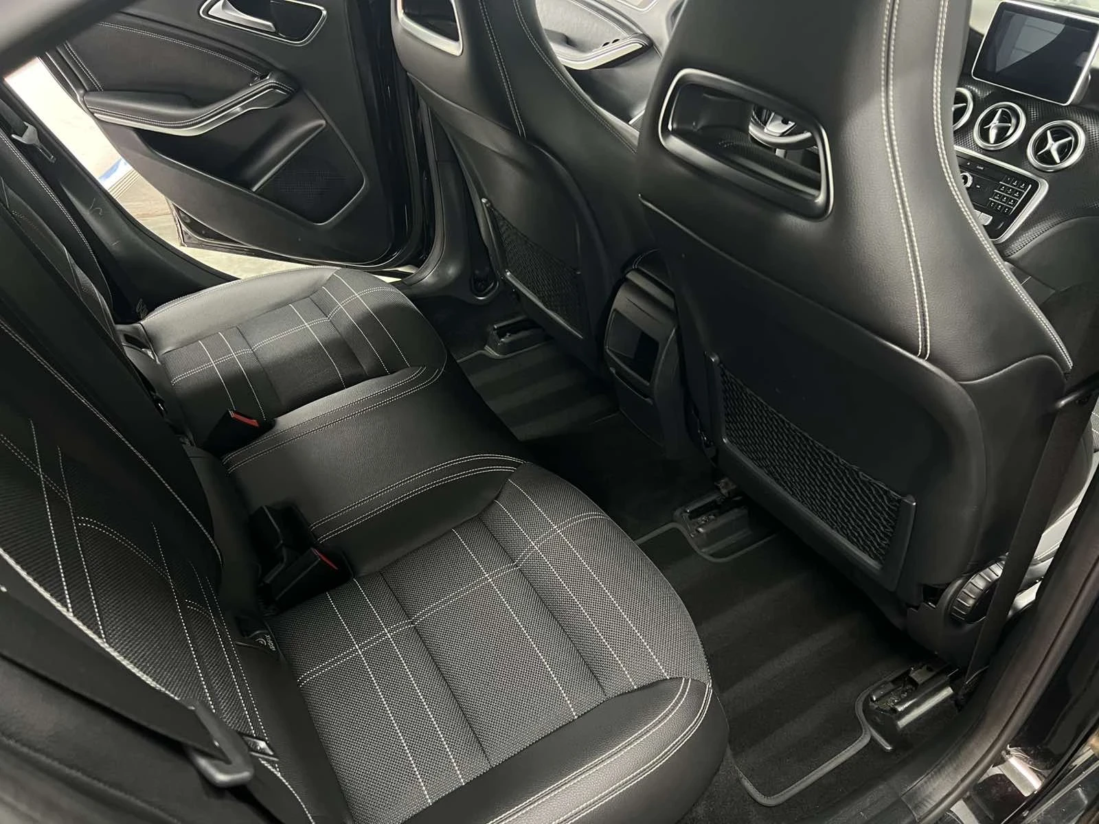Mercedes-Benz A 180 �������� �180 ������������� + ����� ��� ������  | Mobile.bg � ����������� 13