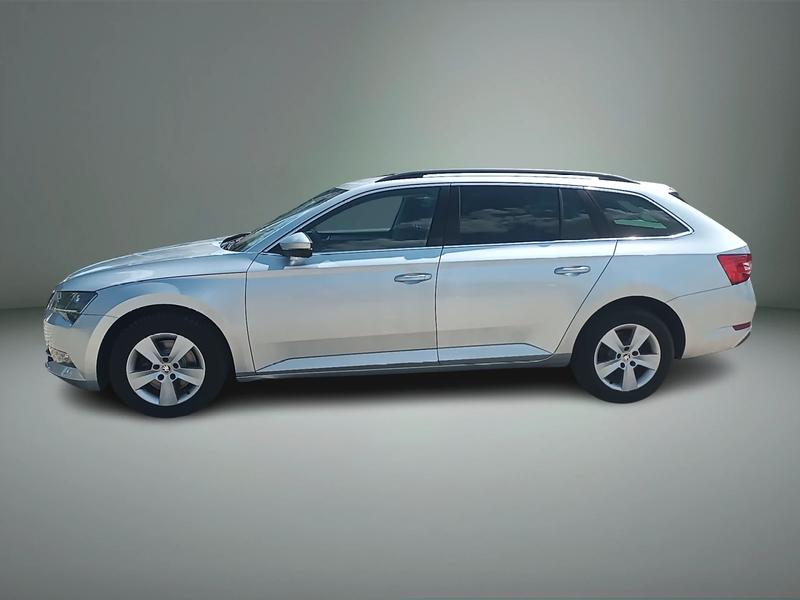 Skoda Superb 2.0TDI/4x4/6MT , снимка 2 - Автомобили и джипове - 55537424