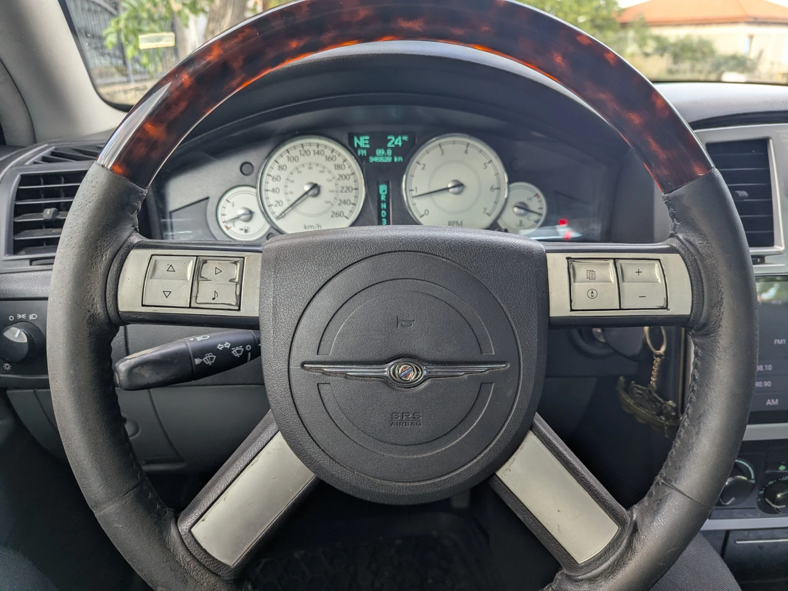 Chrysler 300c | Mobile.bg � ����������� 10