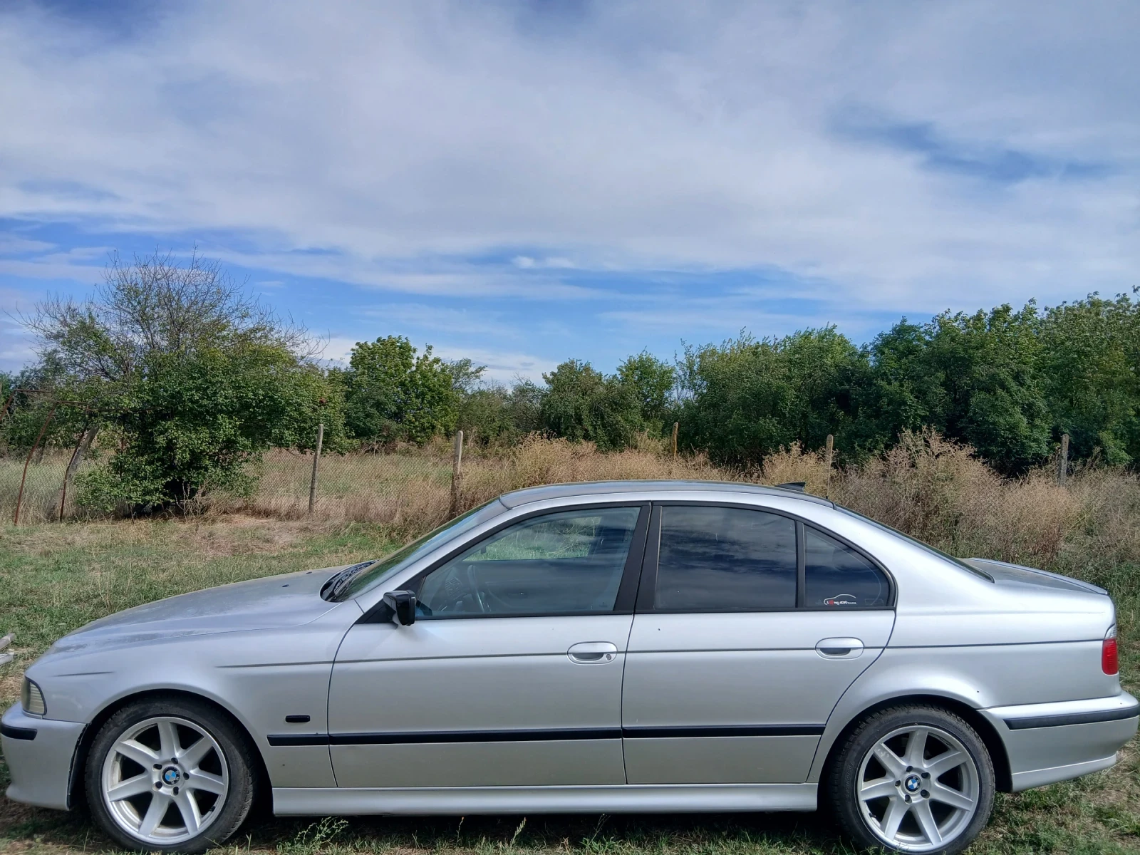 BMW 520, снимка 4 - Автомобили и джипове - 56257241