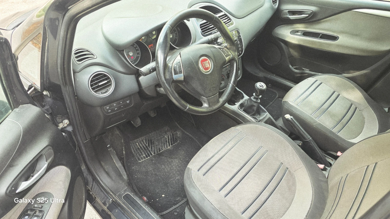 Fiat Punto 1.2i evo, снимка 7 - Автомобили и джипове - 56526810
