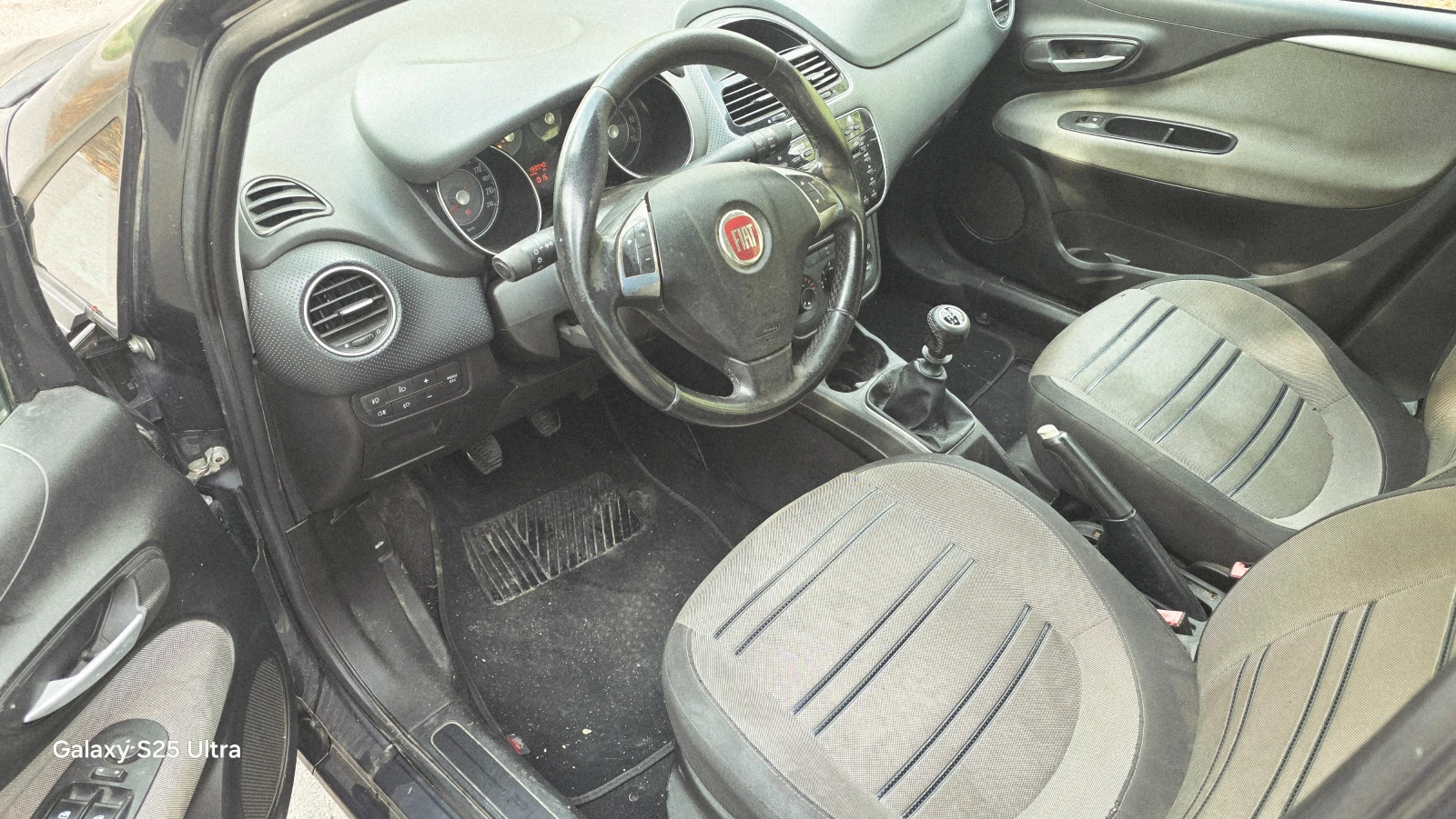 Fiat Punto 1.2i evo, снимка 6 - Автомобили и джипове - 56526810