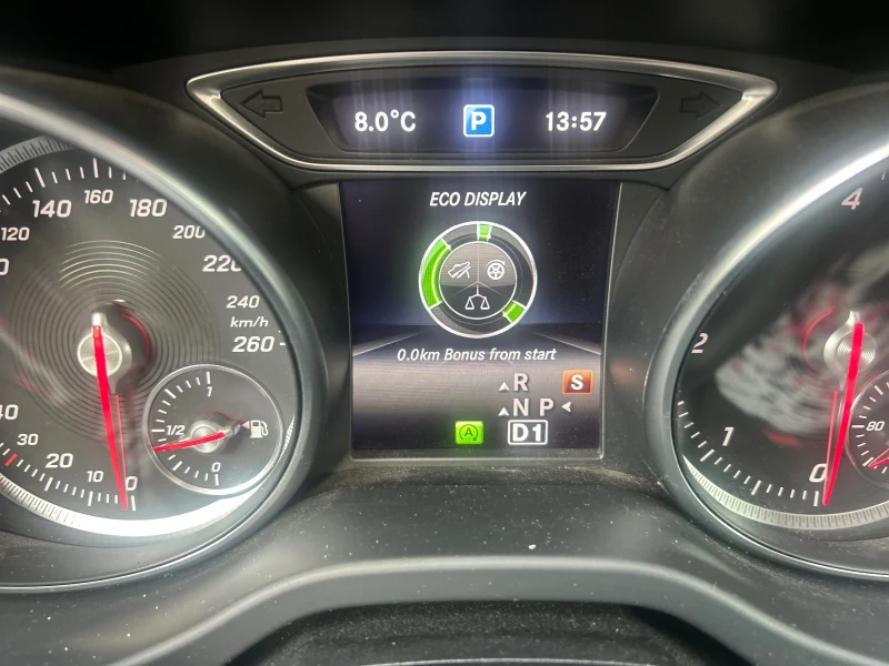 Mercedes-Benz GLA 220 AMG, снимка 17 - Автомобили и джипове - 52496463