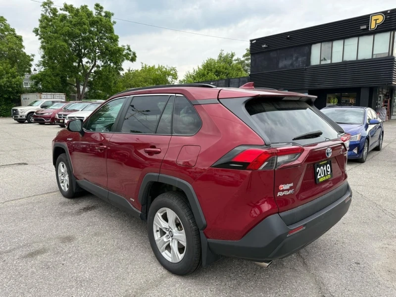 Toyota Rav4 AWD Hybrid LE  CARFAX, снимка 13 - Автомобили и джипове - 52662560