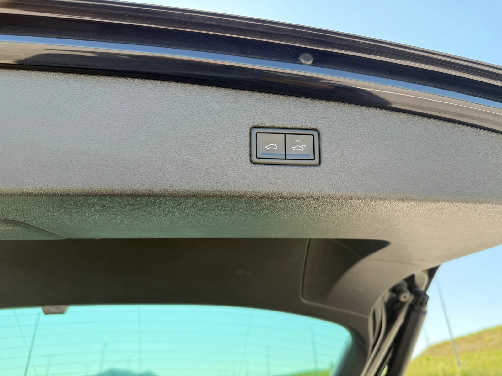 VW Tiguan 2.0 tdi leather/digital dashboard/4x4/full - изображение 3