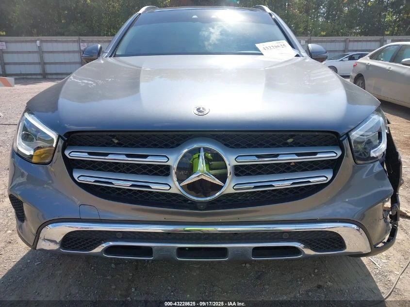 Mercedes-Benz GLC 300 2021 MERCEDES-BENZ GLC 300 4MATIC SUV - изображение 2