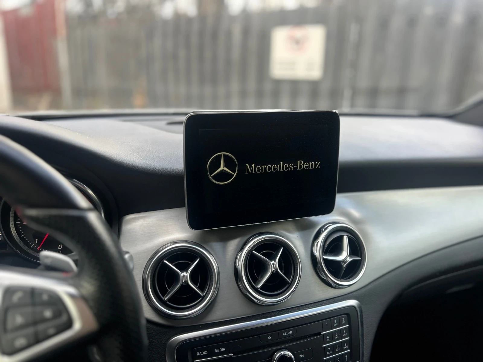 Mercedes-Benz GLA 220 AMG - изображение 10