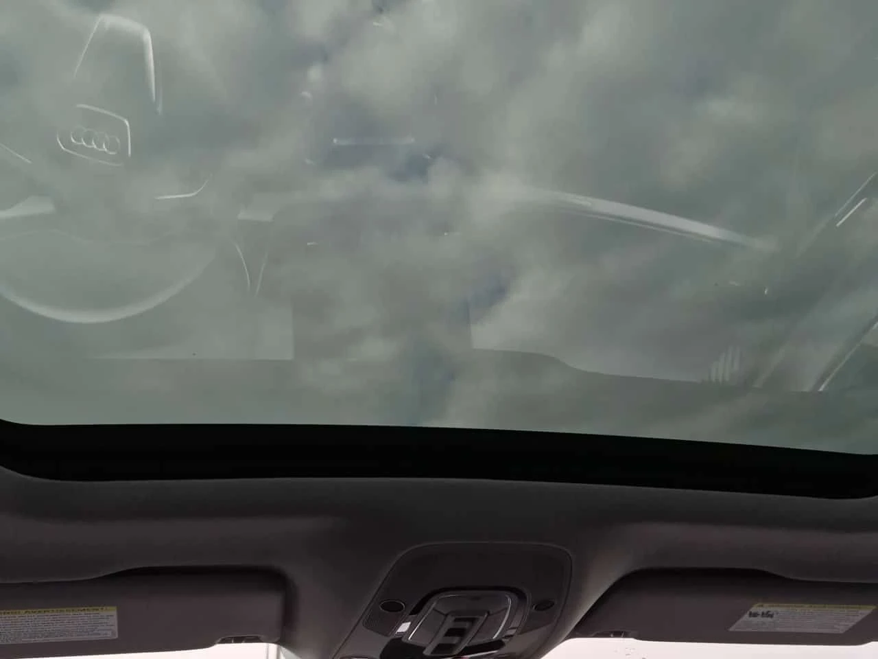 Audi Q5  | TECHNIK | DISTRONIC | ОБДУХВАНЕ | CARFAX, снимка 12 - Автомобили и джипове - 53799923