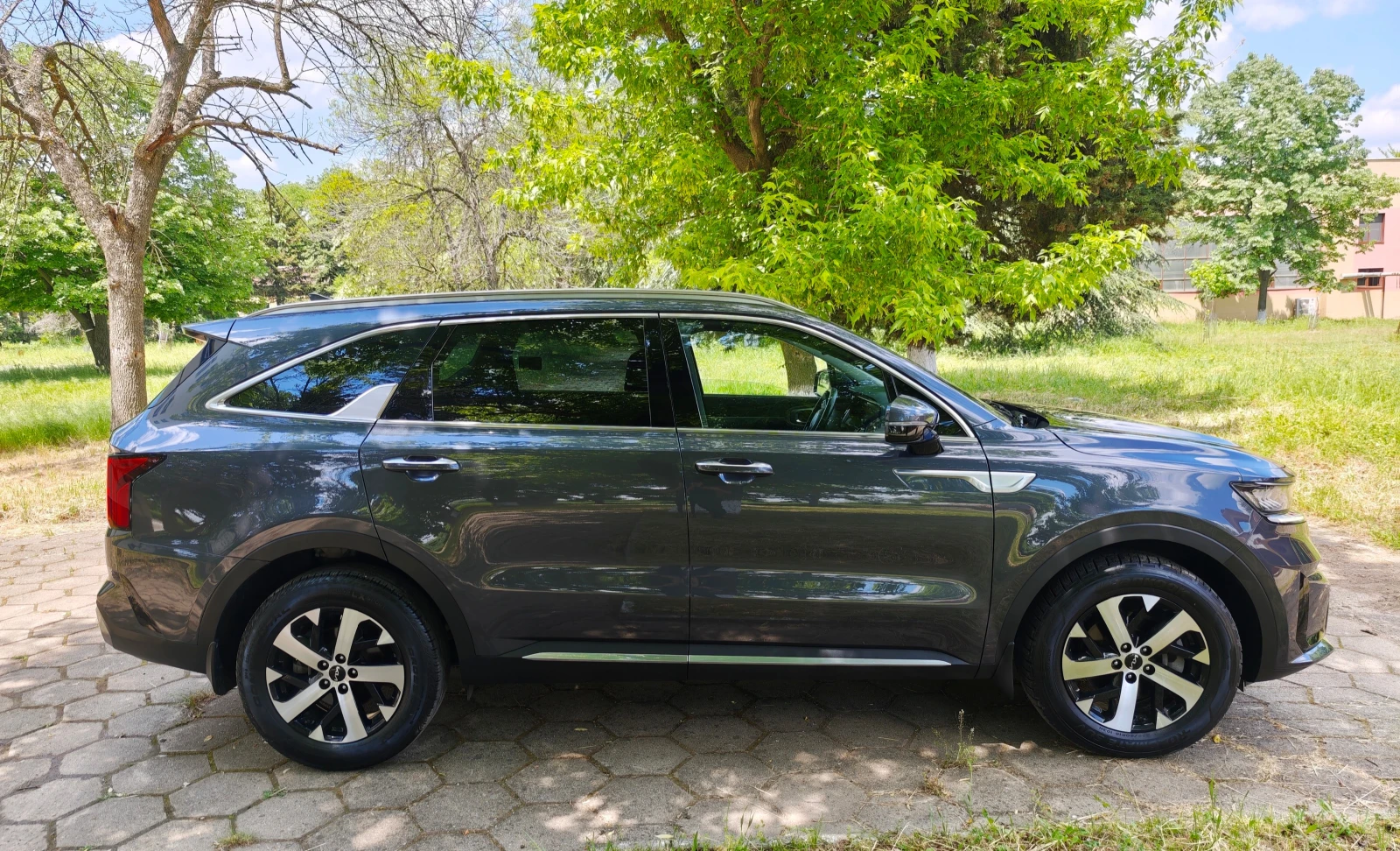Kia Sorento 2.2 CRDI 4x4 , снимка 3 - Автомобили и джипове - 54043904