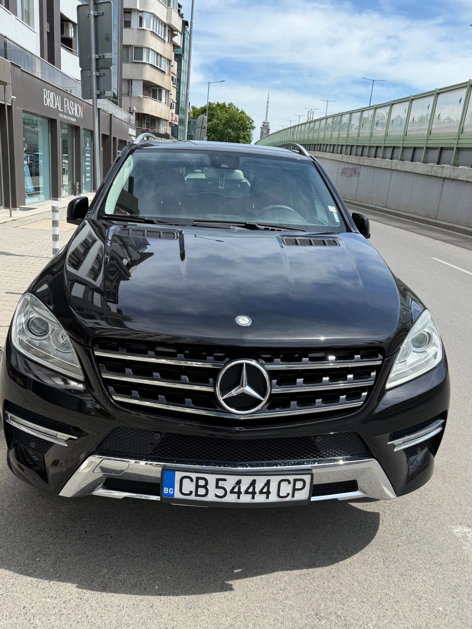 Mercedes-Benz ML 350, снимка 4 - Автомобили и джипове - 54604405