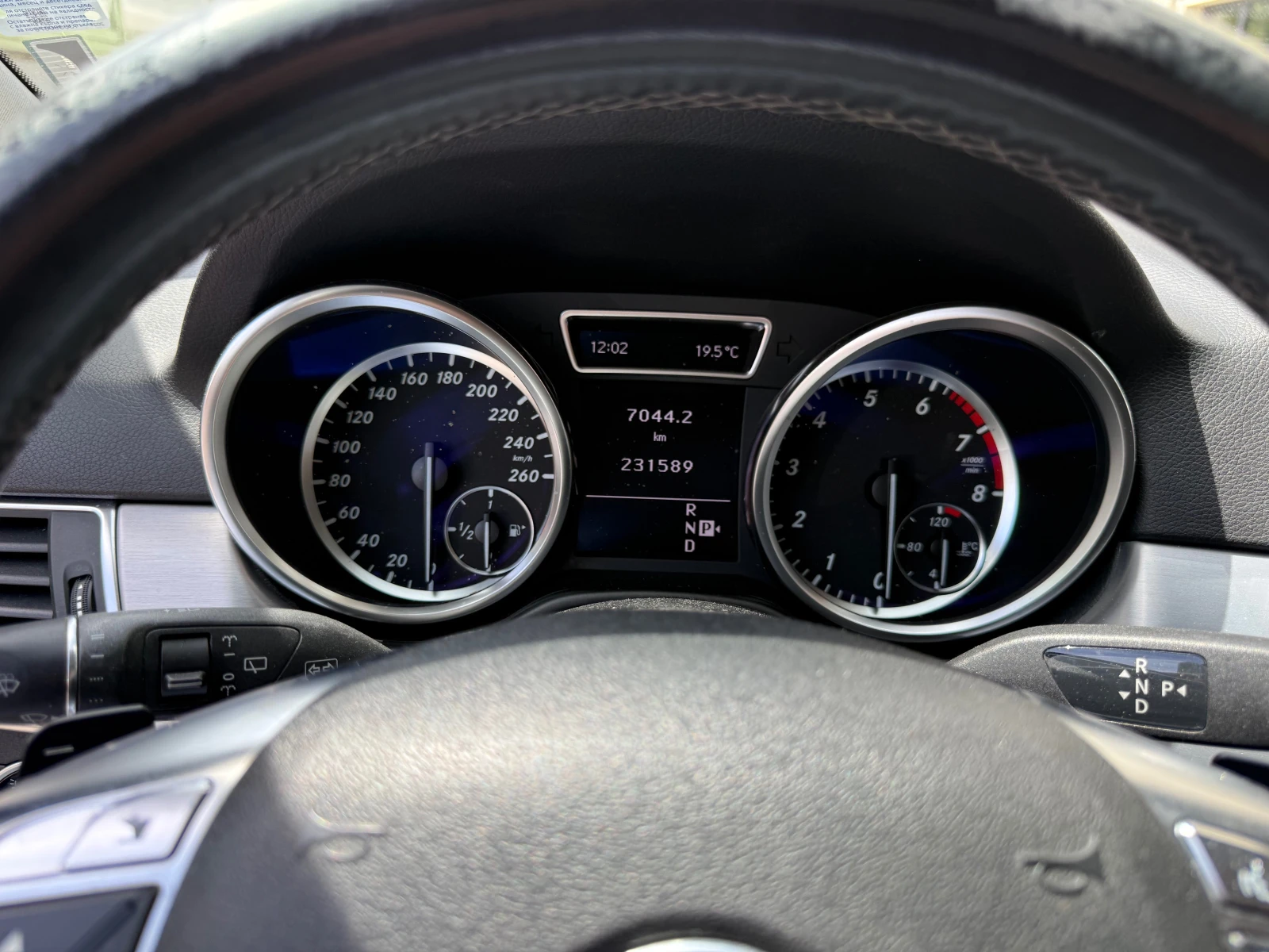 Mercedes-Benz ML 350, снимка 13 - Автомобили и джипове - 54604405