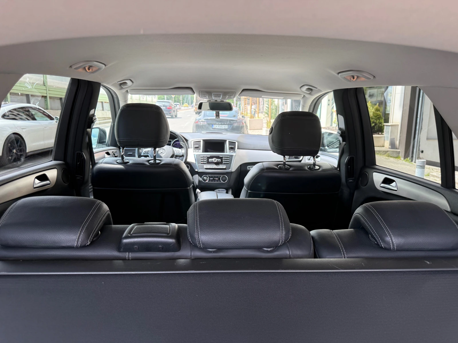Mercedes-Benz ML 350, снимка 12 - Автомобили и джипове - 54604405
