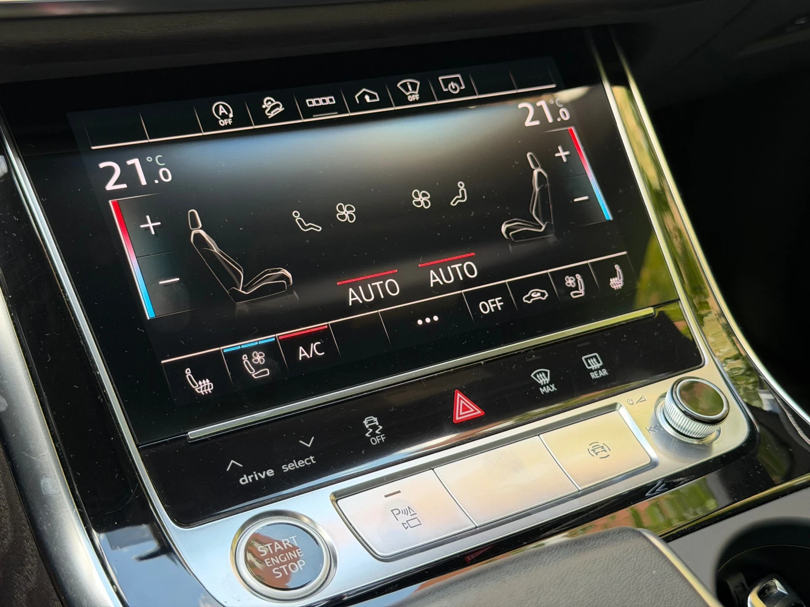 Audi Q7 55 TFSI* S line* 7 места, снимка 12 - Автомобили и джипове - 56049922