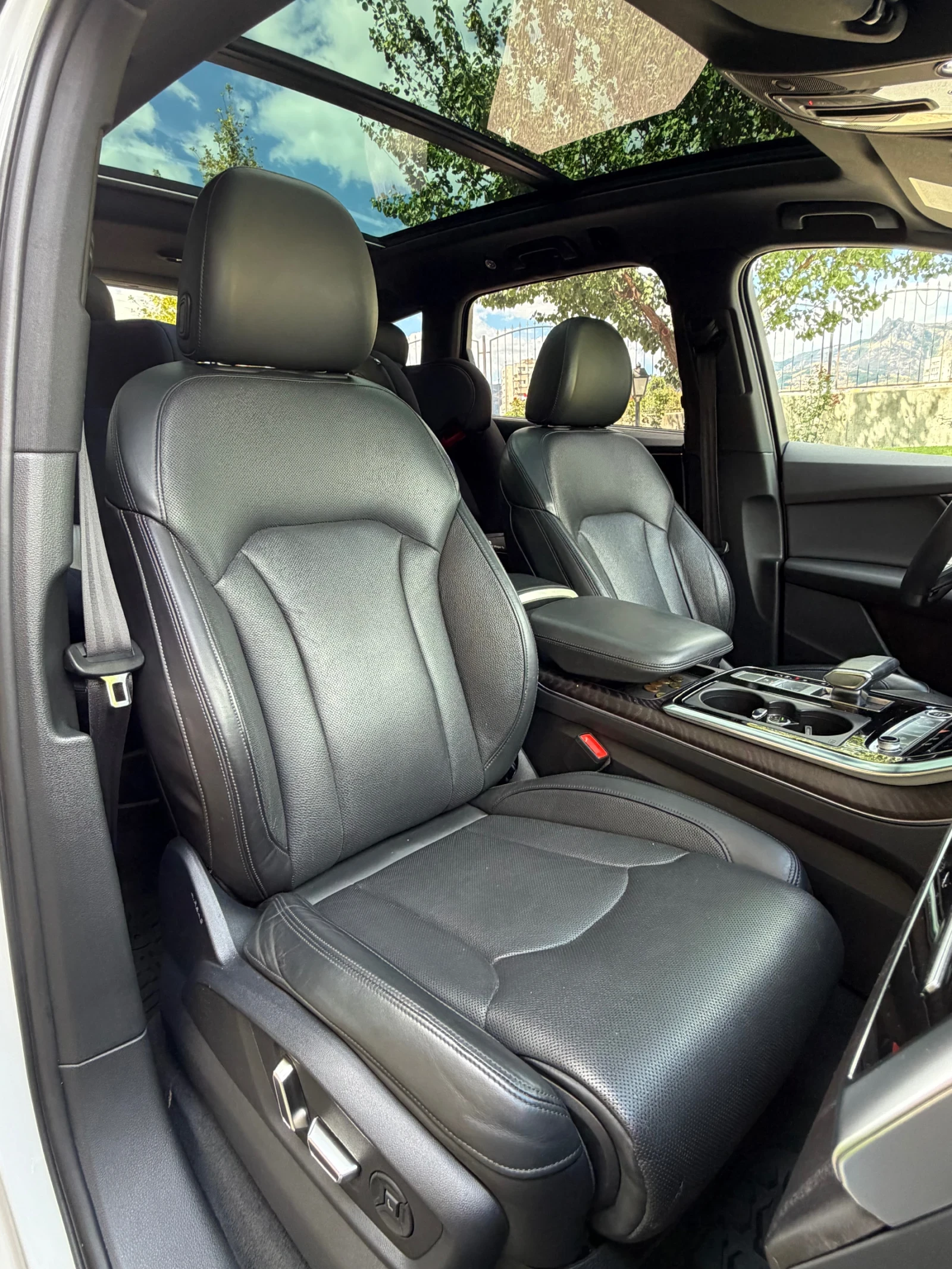Audi Q7 55 TFSI* S line* 7 места, снимка 11 - Автомобили и джипове - 56049922