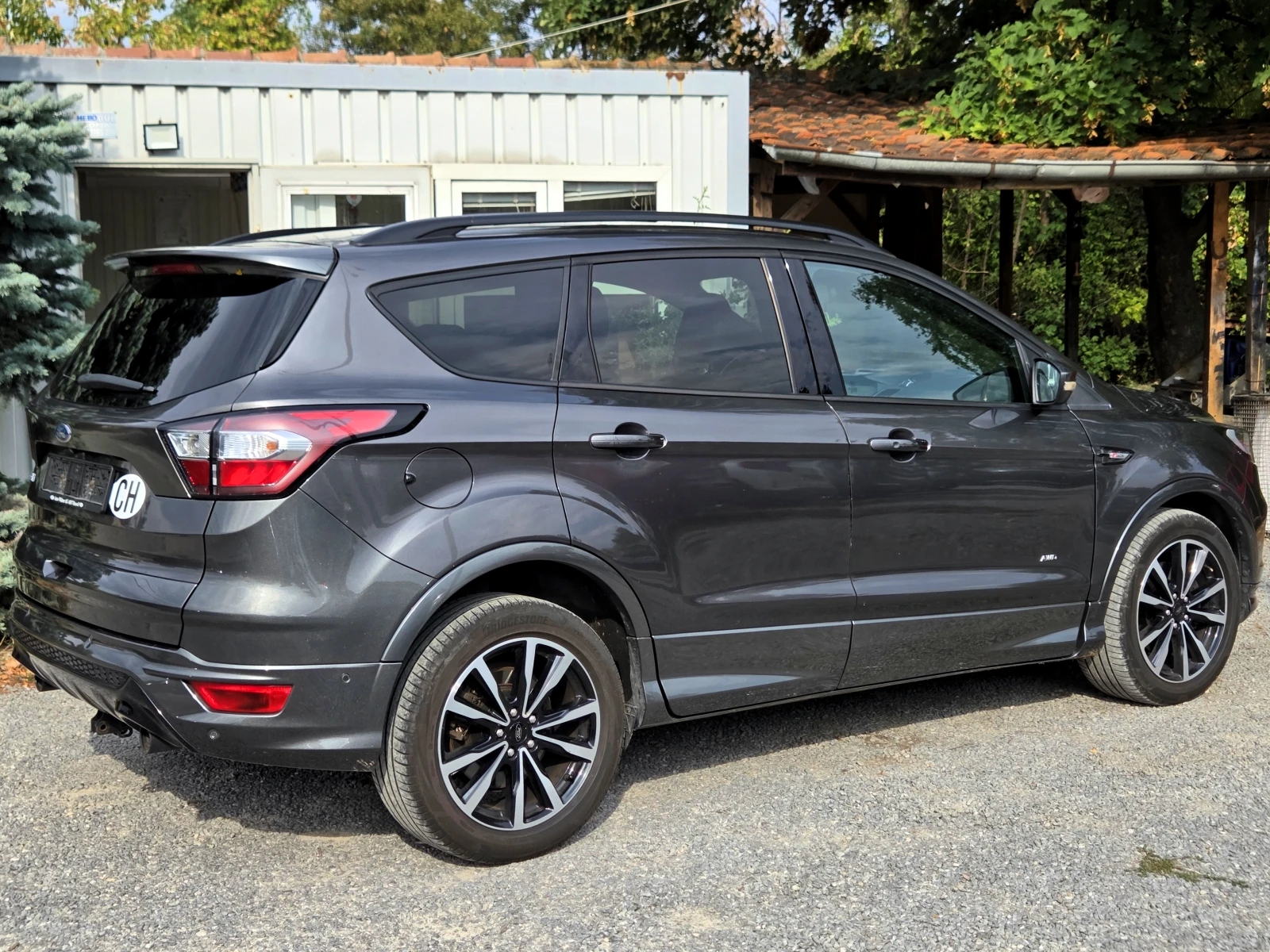 Ford Kuga ST 2.0D 4x4 180hp TITANIUM/DSTR/KEYLESS/NAVI, снимка 9 - Автомобили и джипове - 56205123