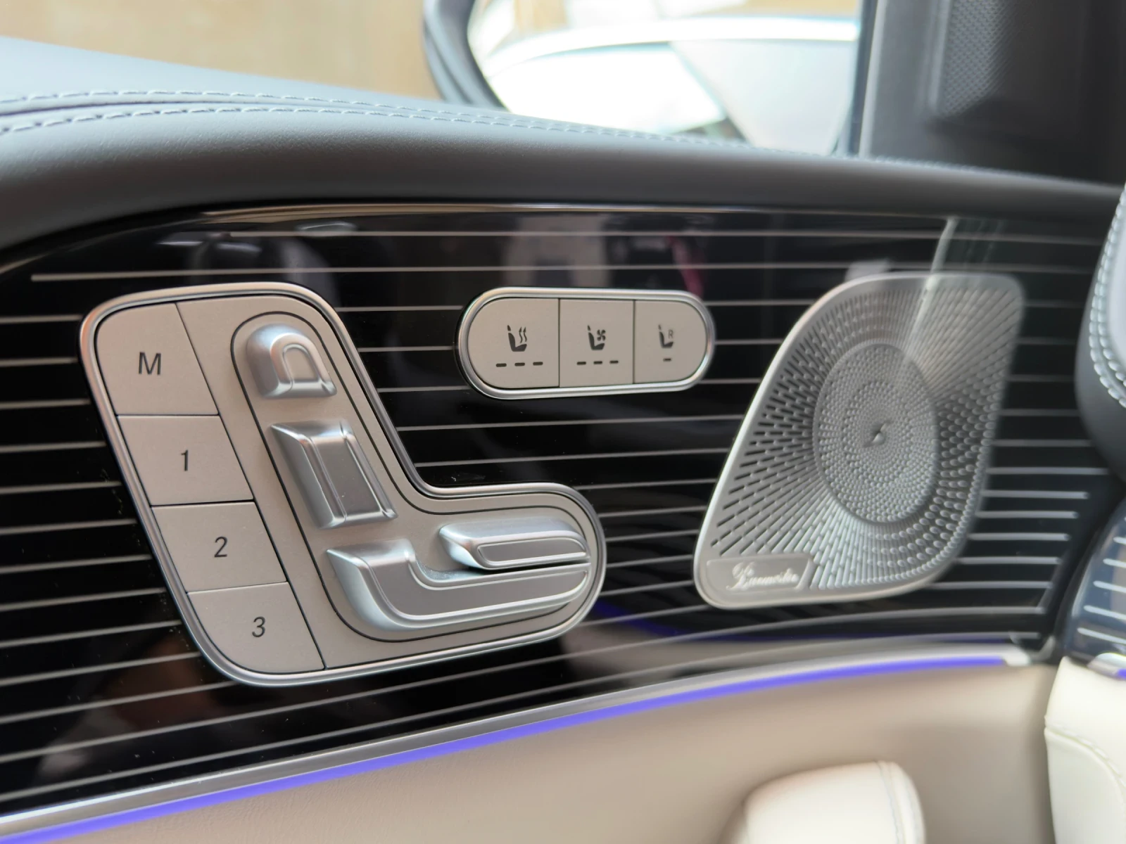 Mercedes-Benz GLS 63 AMG, снимка 9 - Автомобили и джипове - 56237970