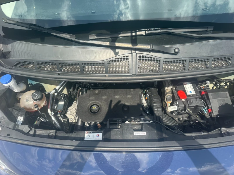 Peugeot Expert 1.5HDI 120kc FACE 8mesta, снимка 17 - Бусове и автобуси - 51385383