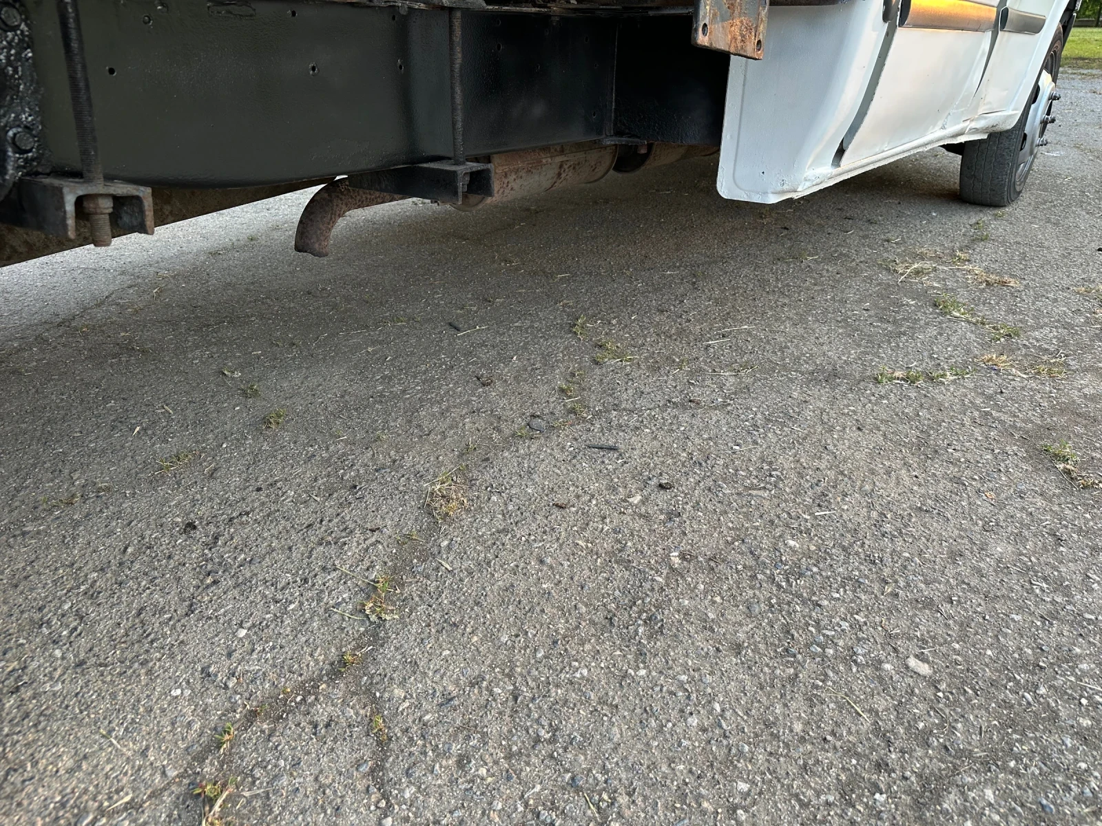 Ford Transit 2.4 125кс - изображение 6