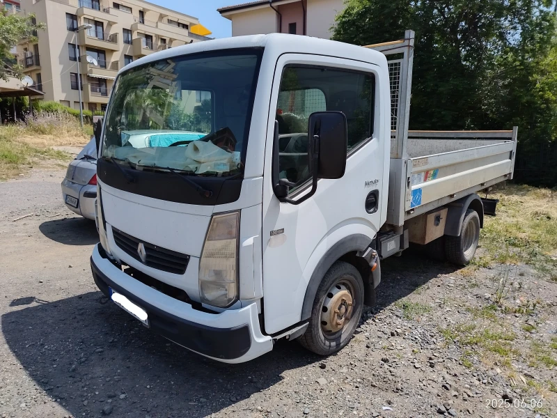 Renault Maxity Самосвал, снимка 2 - Камиони - 52447746